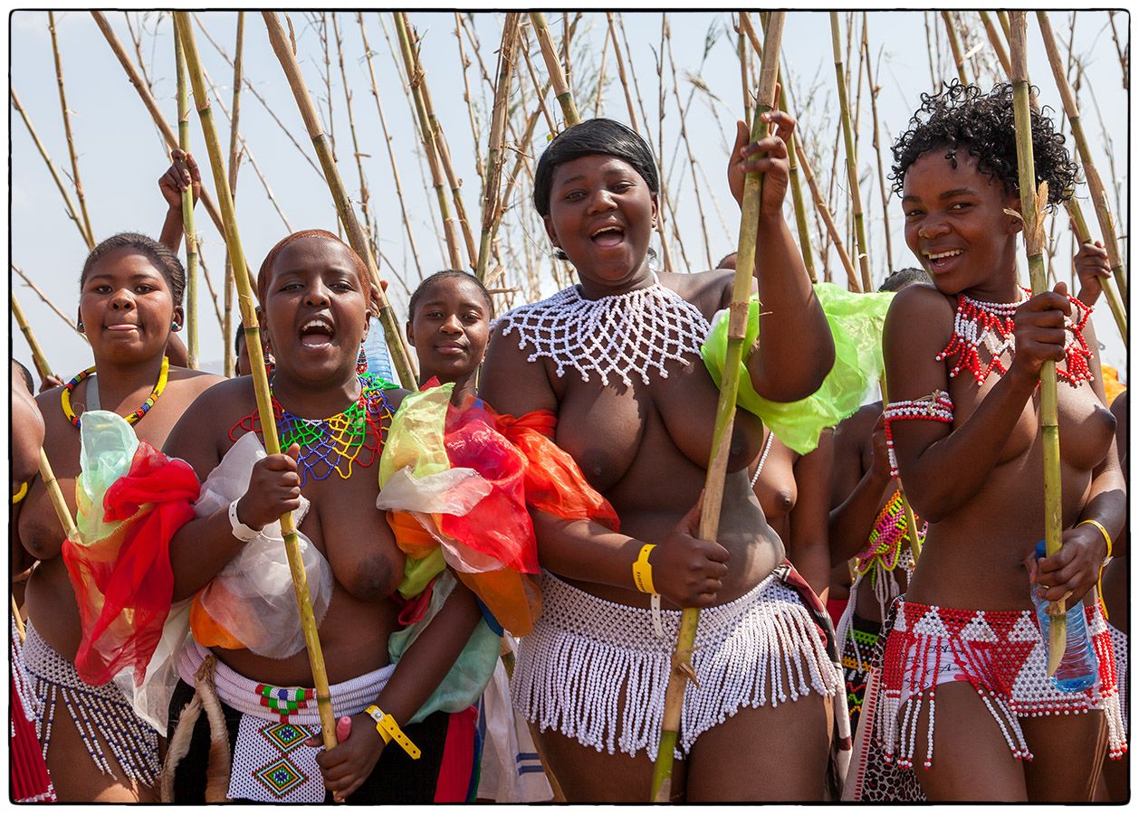 Royal Reed Dance - Le défilé - Photo Alain Besnard